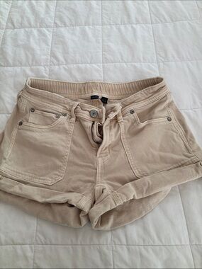 American Eagle Outfitters